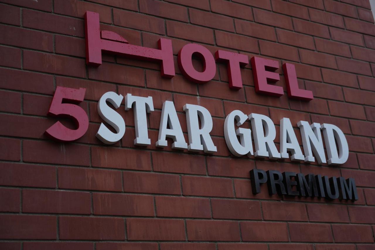 5 Star Grand- Premium 호텔 샴샤바드 외부 사진